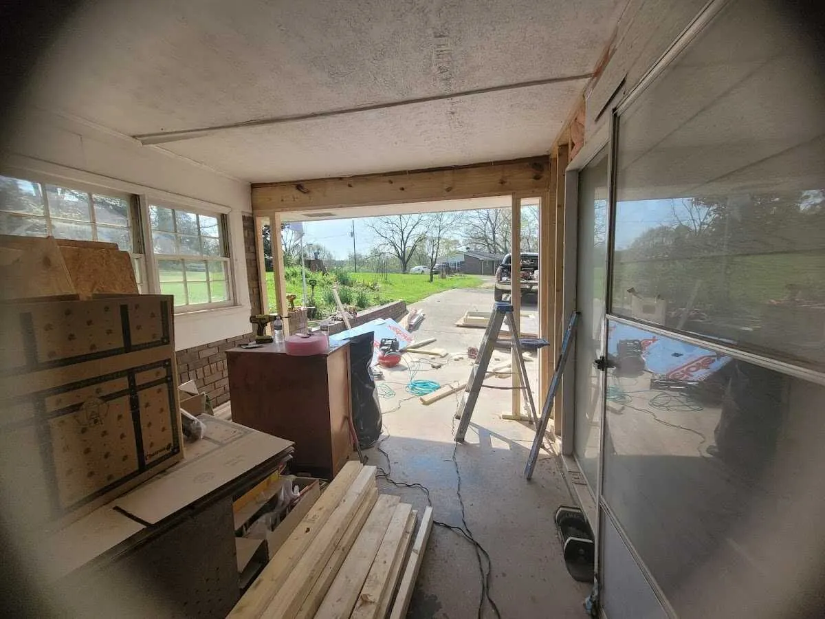 Air movers and dehumidifier for Drying & Dehumidification in Goldenrod